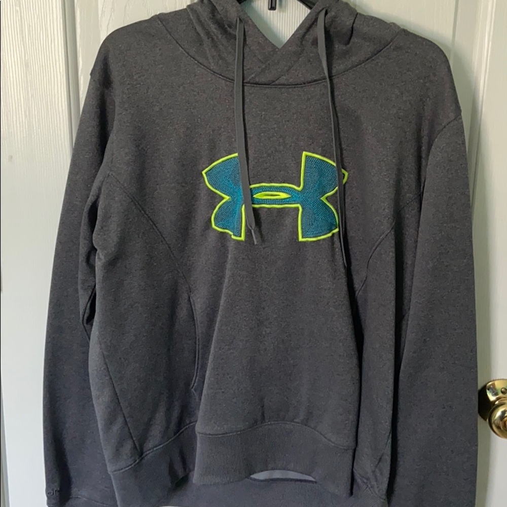 Dark gray Under Armour sweatshirt